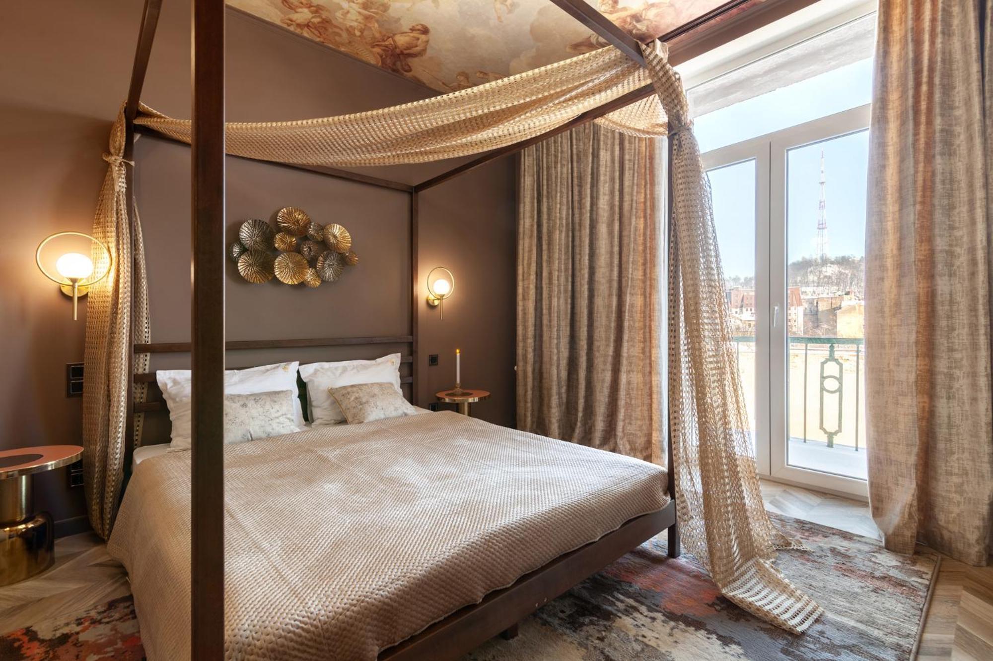 Royal Aparts Multi Lviv Dış mekan fotoğraf