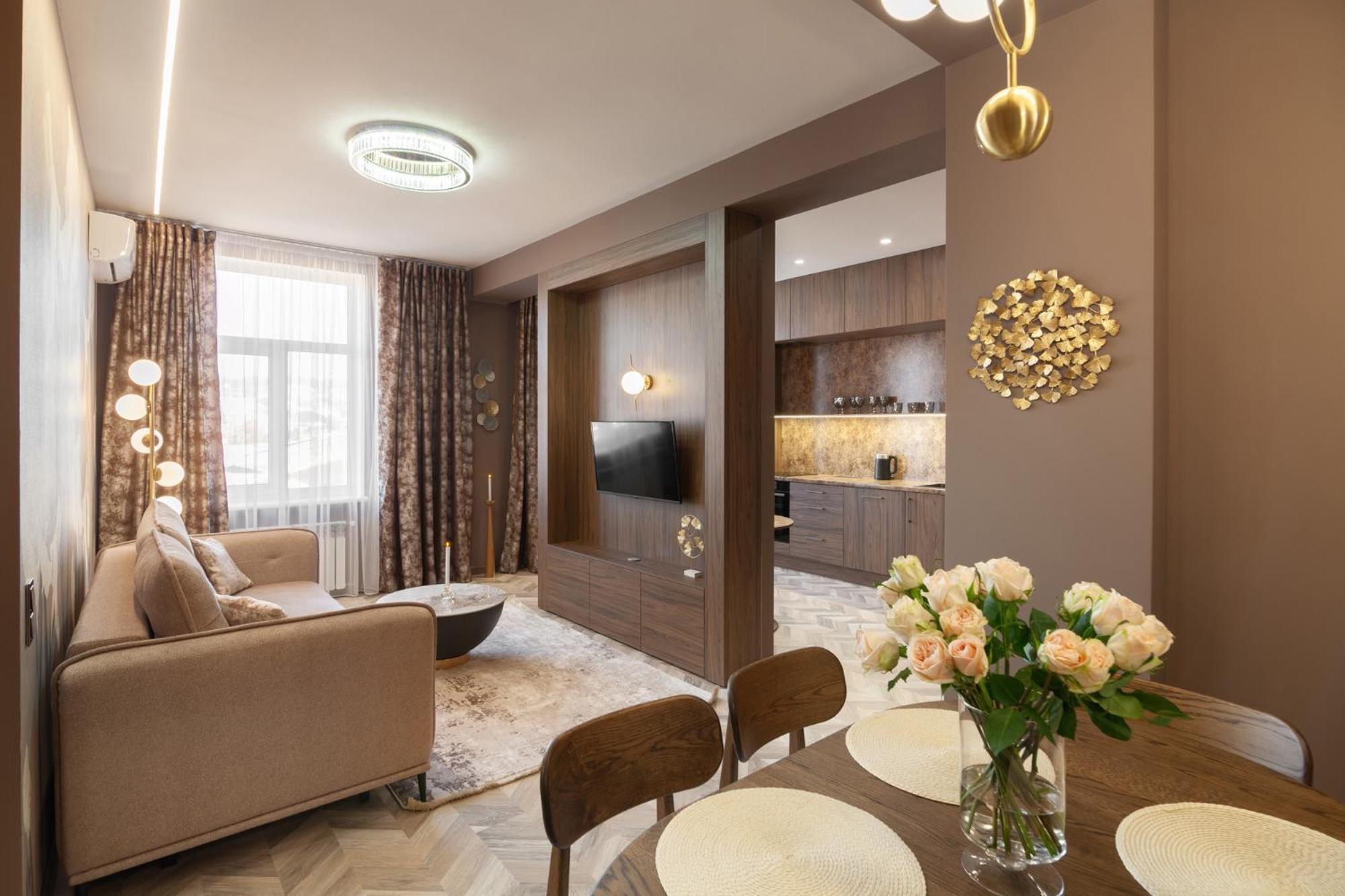 Royal Aparts Multi Lviv Dış mekan fotoğraf